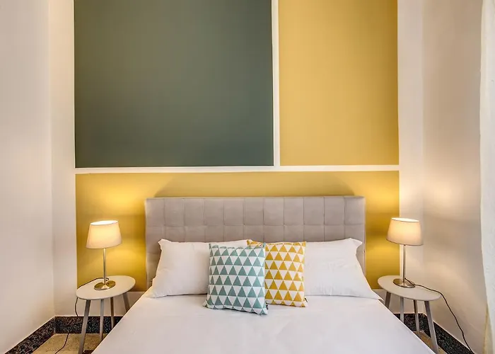 Aweshomeitaly - Bay Windows Apartment La Spezia