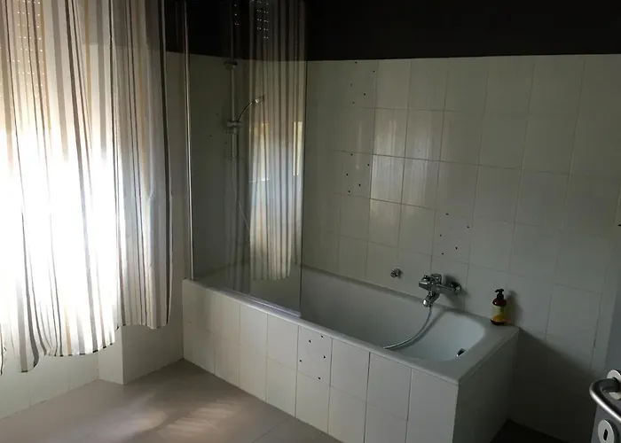 Aweshomeitaly - Bay Windows Apartment *